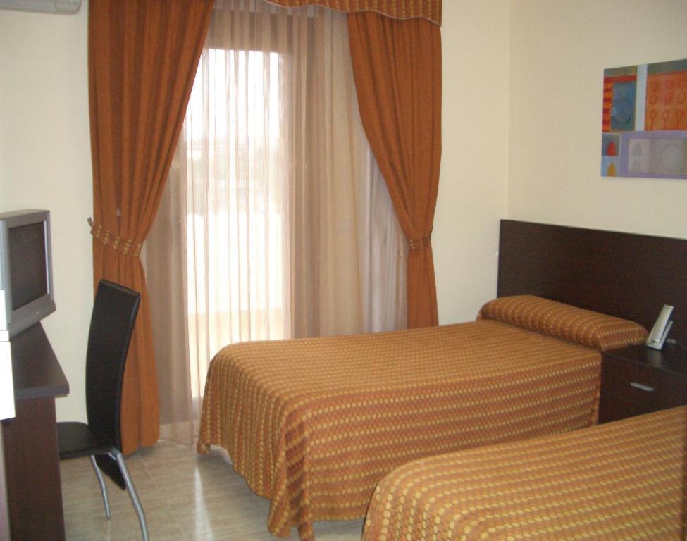 Hotel Pique Gandesa Zimmer foto